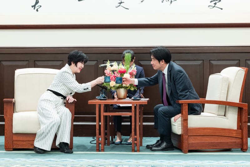 President Lai meets former Japanese House of Councillors President Santo Akiko