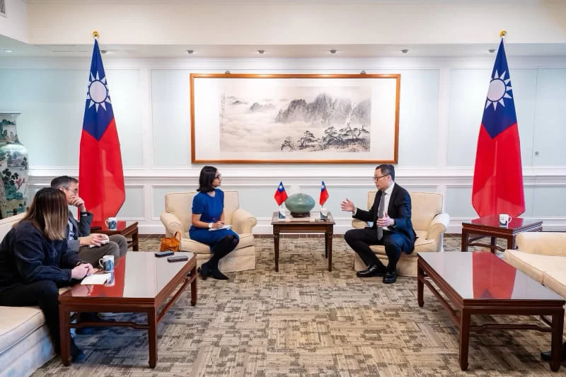 Deputy FM Chen gives interview to WSJ