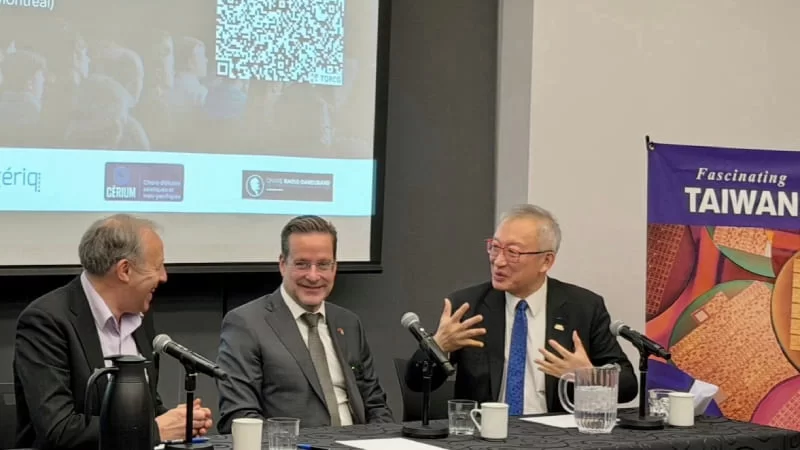 Deputy FM Wu delivers speech in Montreal