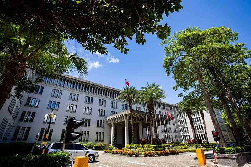 MOFA, PO, MAC condemn China for postponed presidential visit