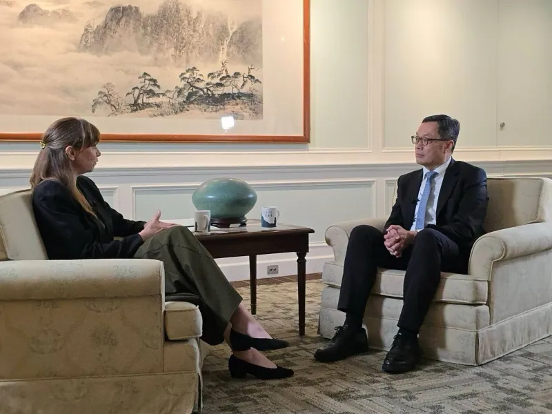 Deputy FM Chen gives interview to ITV News