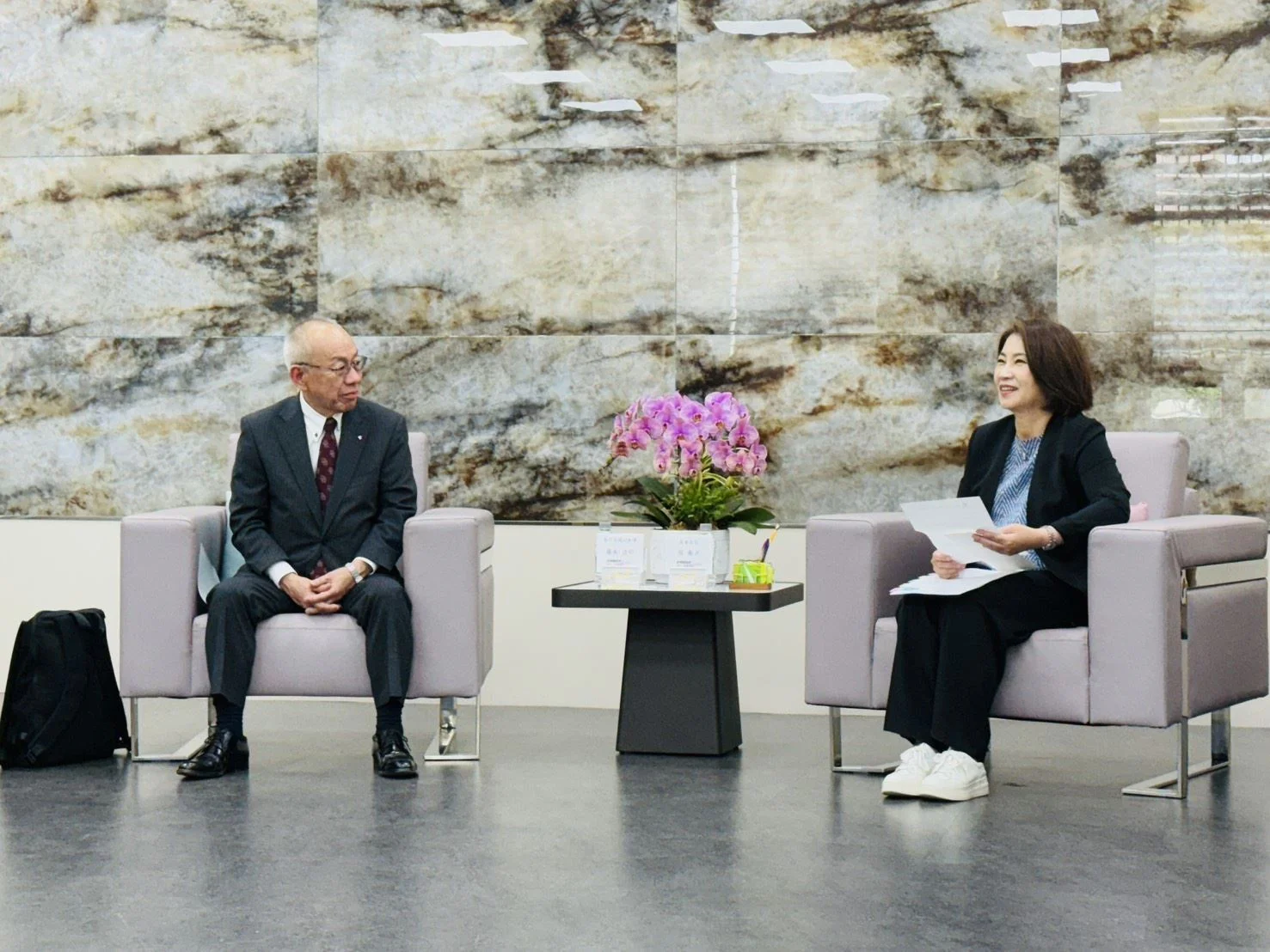 蔡総統がTSMCの創業者モリス・チャン氏に「中山勲章」を授与 : Taiwan