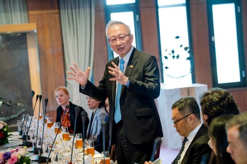 Global news reports showcase Taiwan’s democracy, technology