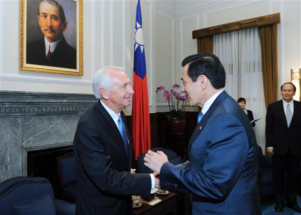 米国ケンタッキー州のベシア州知事ら一行が来台 Taiwan Today