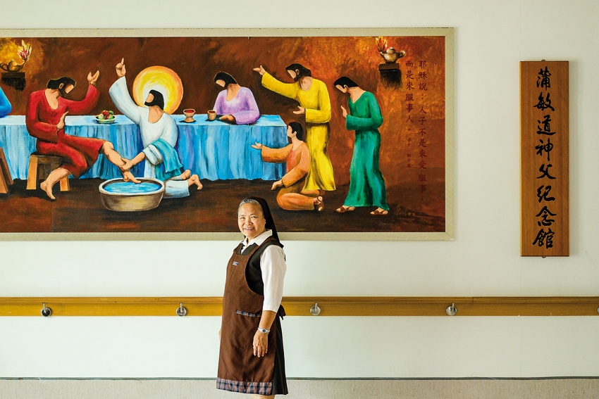 Smiling sister Mary O Losa Anuna (photo by Chuang Kung-ju)