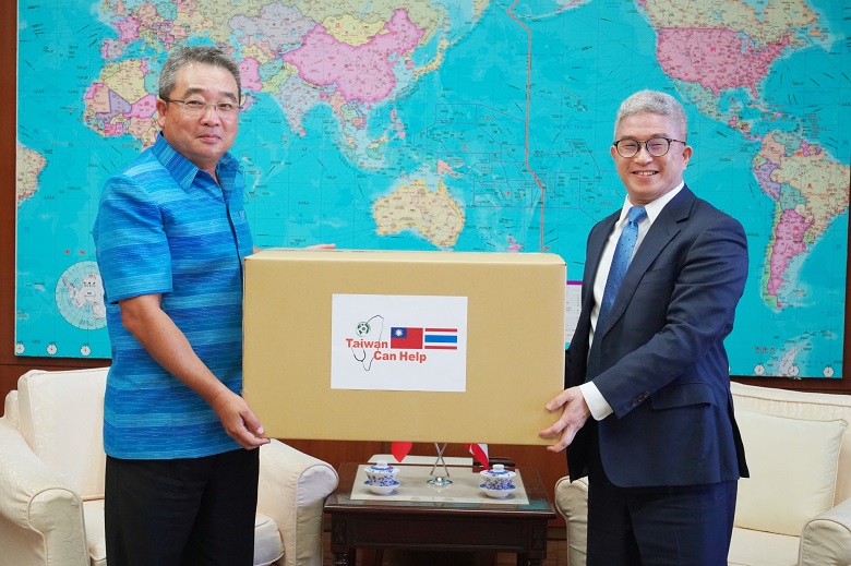 Taiwan akan terus mewujudkan semangat “Taiwan can help, and Taiwan is helping!” (Taiwan bisa membantu, dan Taiwan sedang membantu!) melalui tindakan konkret, untuk memperkuat mekanisme pencegahan wabah, memperlihatkan profesionalisme dan pengalaman pemerintah Taiwan