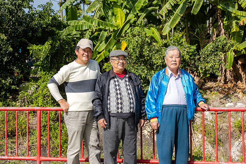 “Kaum muda yang kembali ke desa” pada era berlainan. Dari kiri: Wen Chung-liang, Chiu Kuo-yuan, Huang Sen-sung.