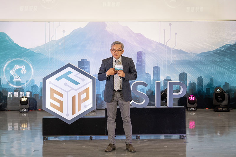 National Science and Technology Council Minister Wu Cheng-wen reaffirms government commitment to promoting AI innovation July 4 in Tainan City, southern Taiwan. (Courtesy of NSTC)