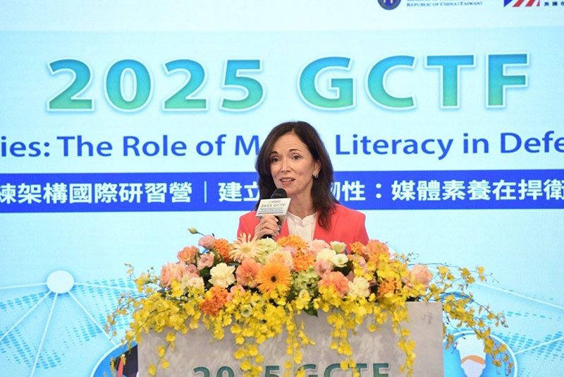加拿大駐台北貿易辦事處代表何曼麗（Marie-Louise Hannan）代表「全球合作暨訓練架構」（GCTF）夥伴國家於開幕致詞。