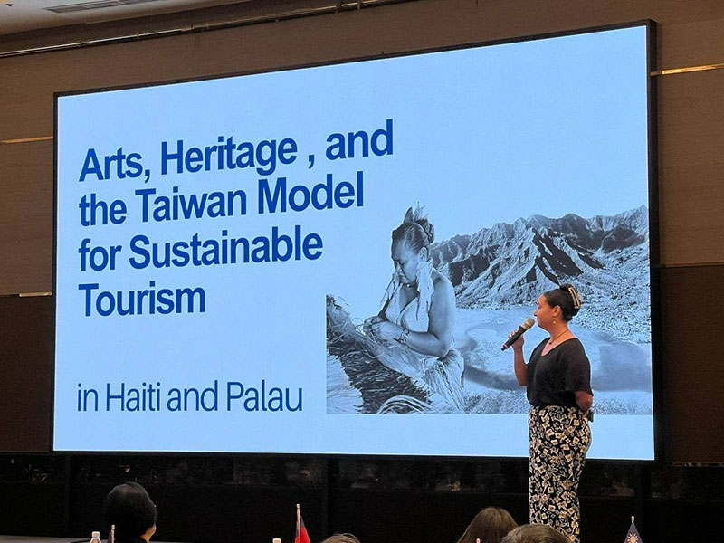 帛琉籍學員分享學習成果。