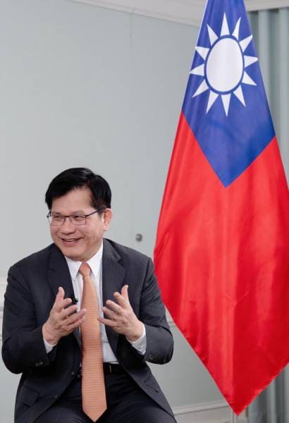 外交部長林佳龍強調台灣願意在國防及外交上分擔責任，與美、日共同維護現狀，防止中國區域內進行威權擴張。