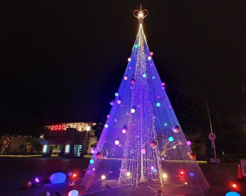 澎湖県 巨大クリスマスツリーでコロナ収束祈る Taiwan Today 澎湖県 巨大クリスマスツリーでコロナ収束祈る Taiwan Today