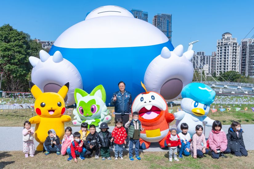 台湾ランタンフェスティバルにポケモンのキャラクターが登場 : Taiwan