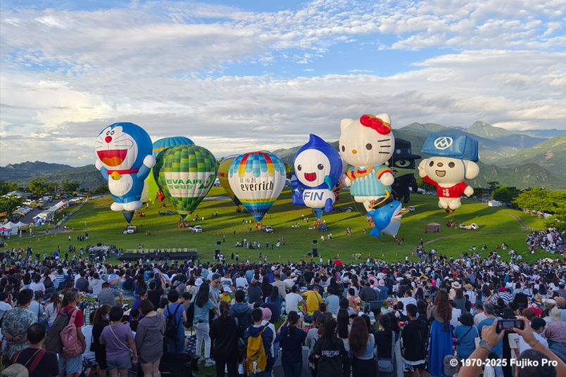 台湾国際バルーンフェスティバル開幕、今年はドラえもんとコラボ